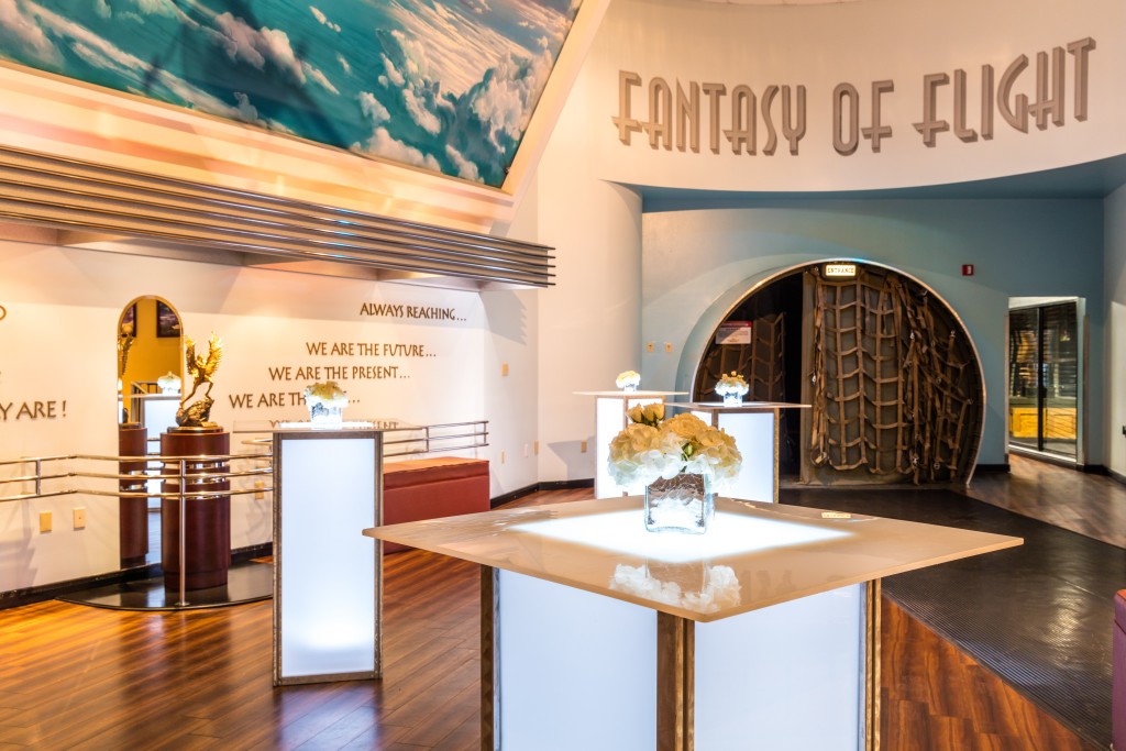 Entrance and lobby to Fantasy of Flight